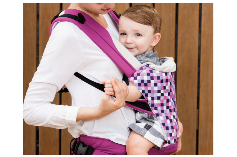 Combi Foldable Hip Carrier for babies and toddlers