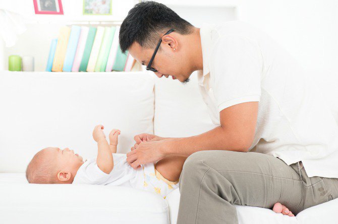 The dad-friendly guide to changing a diaper