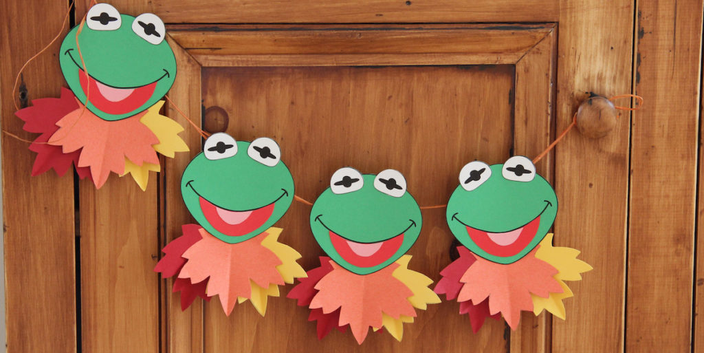 kermit leaf garland