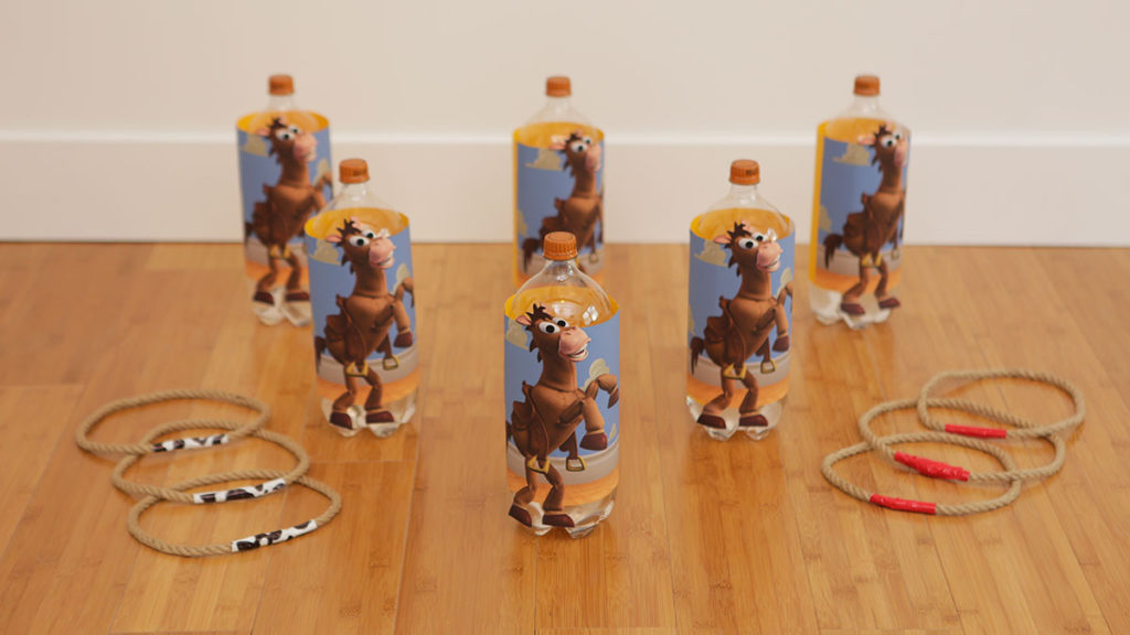 jessie and bullseye ring toss