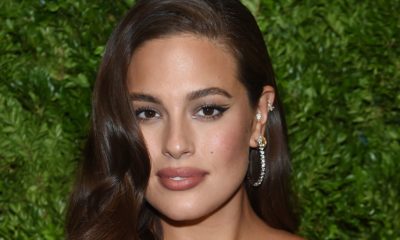 Ashley Graham Embraces Post-Baby Stretch Marks In Beautiful Instagram Pic