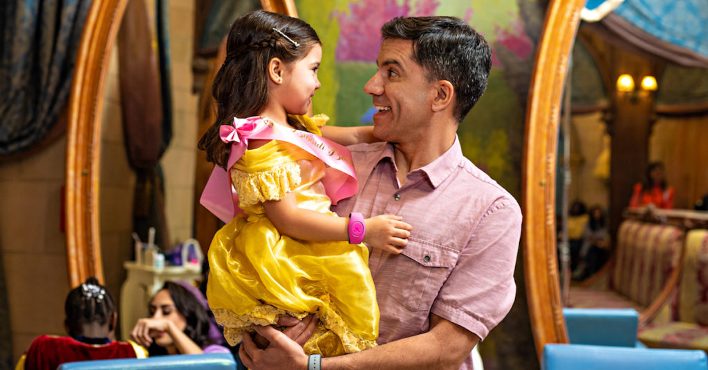 disney dad and daughter