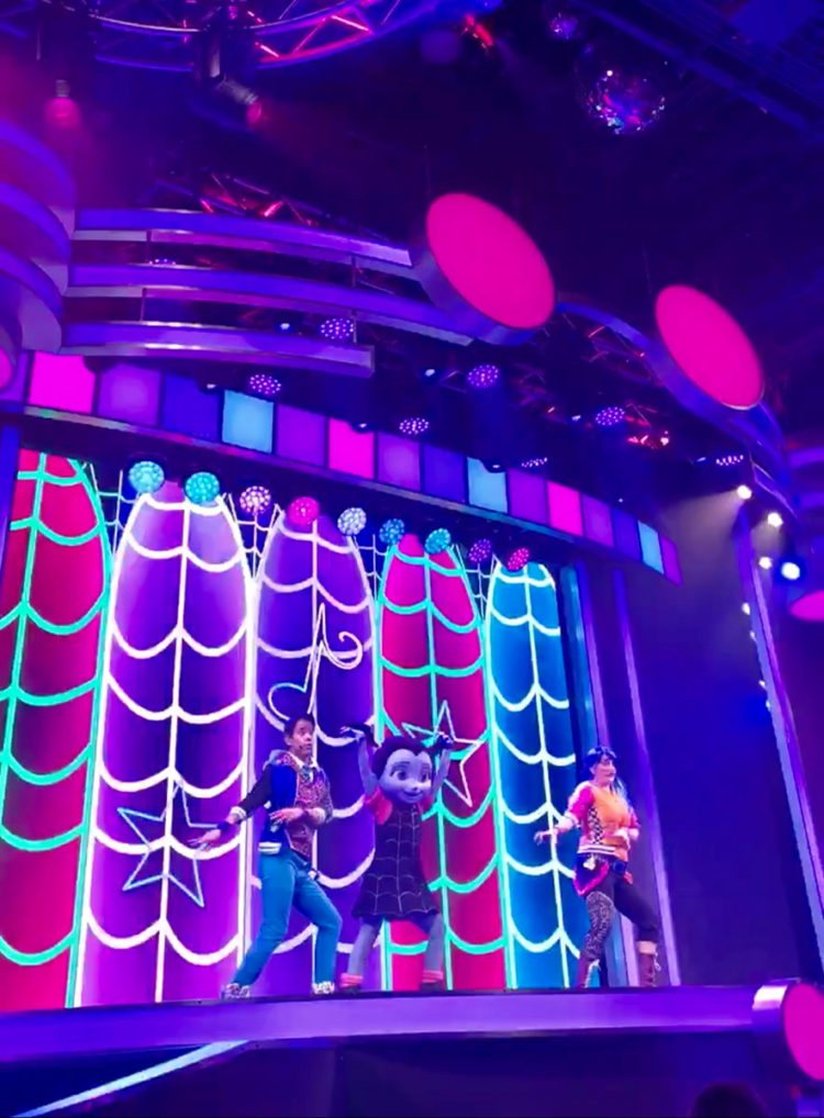 Vampirina Makes a Spooktacular Debut on the New Disney Junior Dance ...