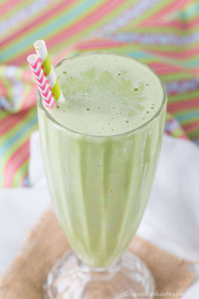 Healthy Shamrock Shake Mint Smoothie