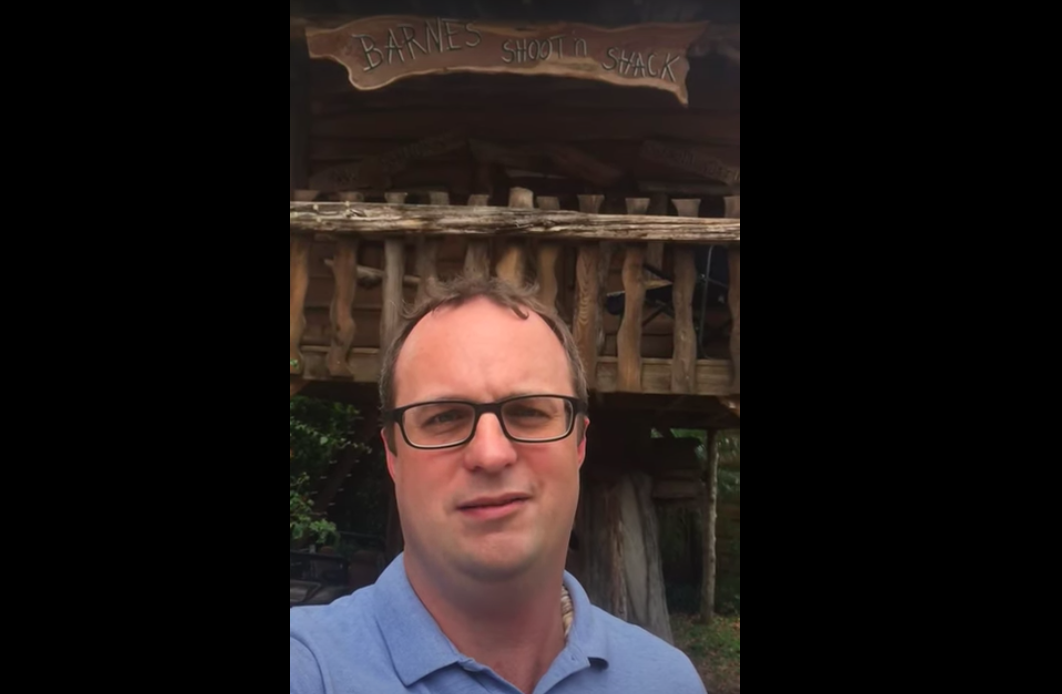 ER Doctor in Texas Moves Into Children's Tree House