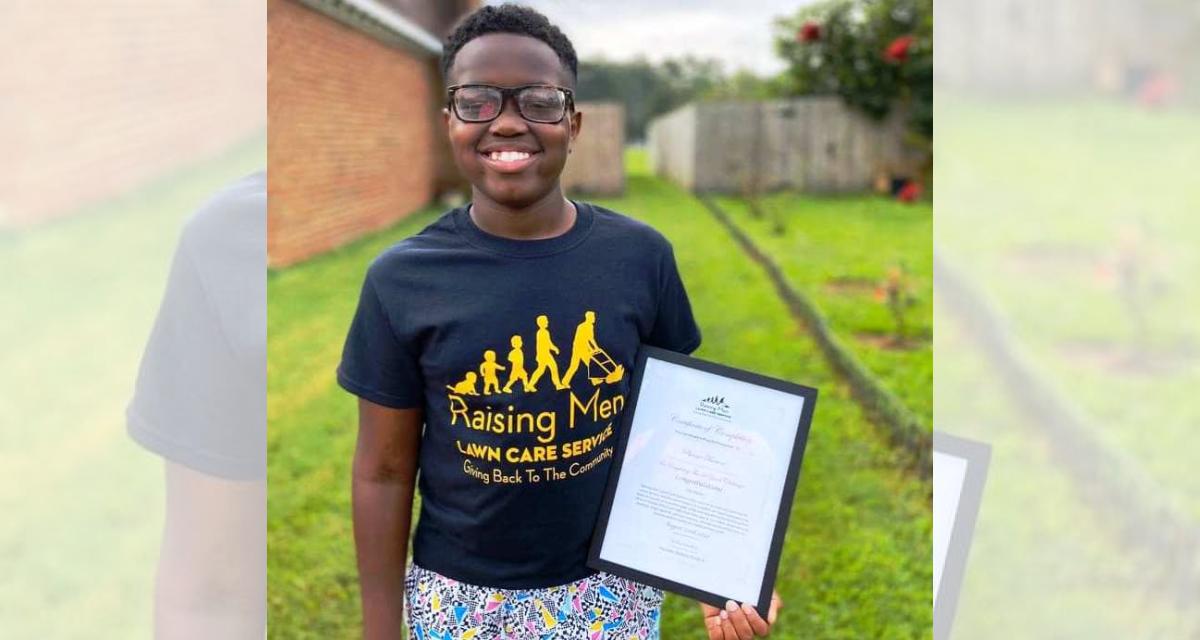 12-Year-Old Mows Lawns and Buys Food for the Needy Using Tips