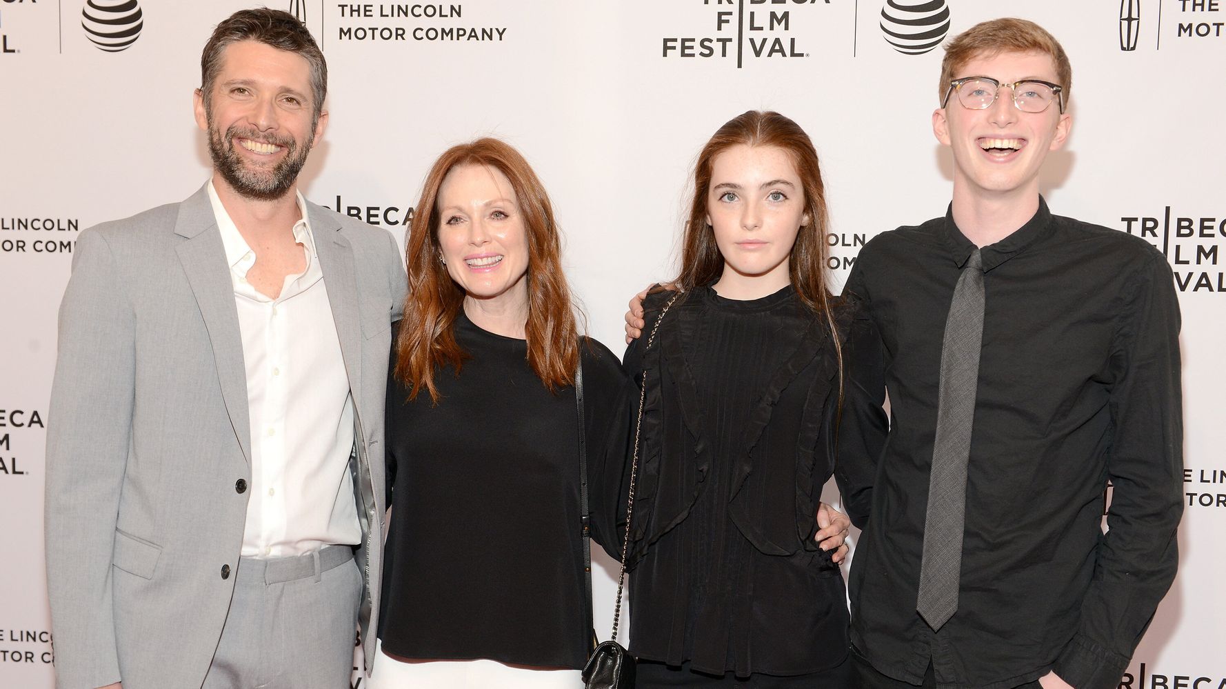 17 Sweet Quotes About Motherhood From Julianne Moore