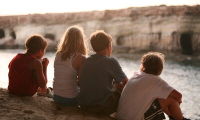 Middle Child Syndrome: How Middle Children Feel Excluded and Ignored Due to Birth Order?