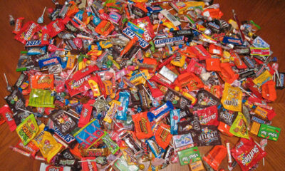10 Signs Your Child Has Consumed Too Much Halloween Candy - The Mom Beat