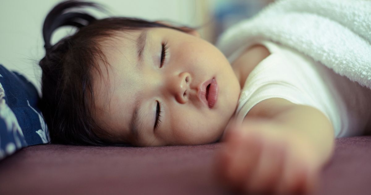 The Time Change: Tips For Adjusting Your Kid’s Sleep Schedule