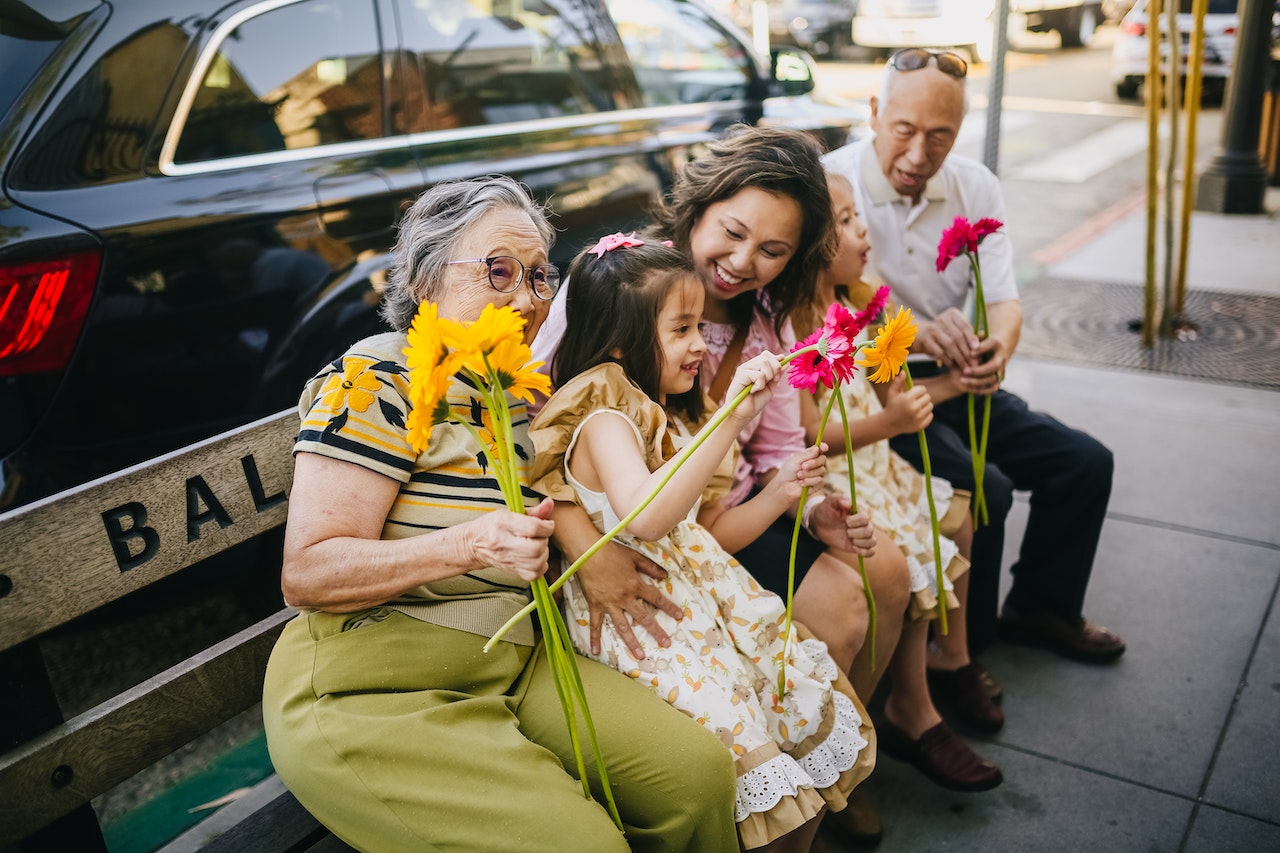 Best Support Workplaces Can Offer to Female Employees Caring for Children and Aging Parents