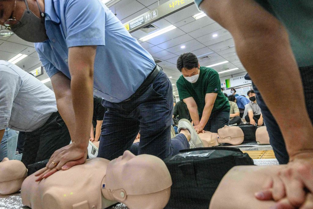 Daughter Who Saves Father's Life During His 70th Birthday Encourages Others to Learn CPR