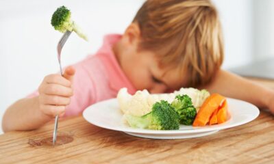 9 Things You Should Never Say To Kids At Mealtime