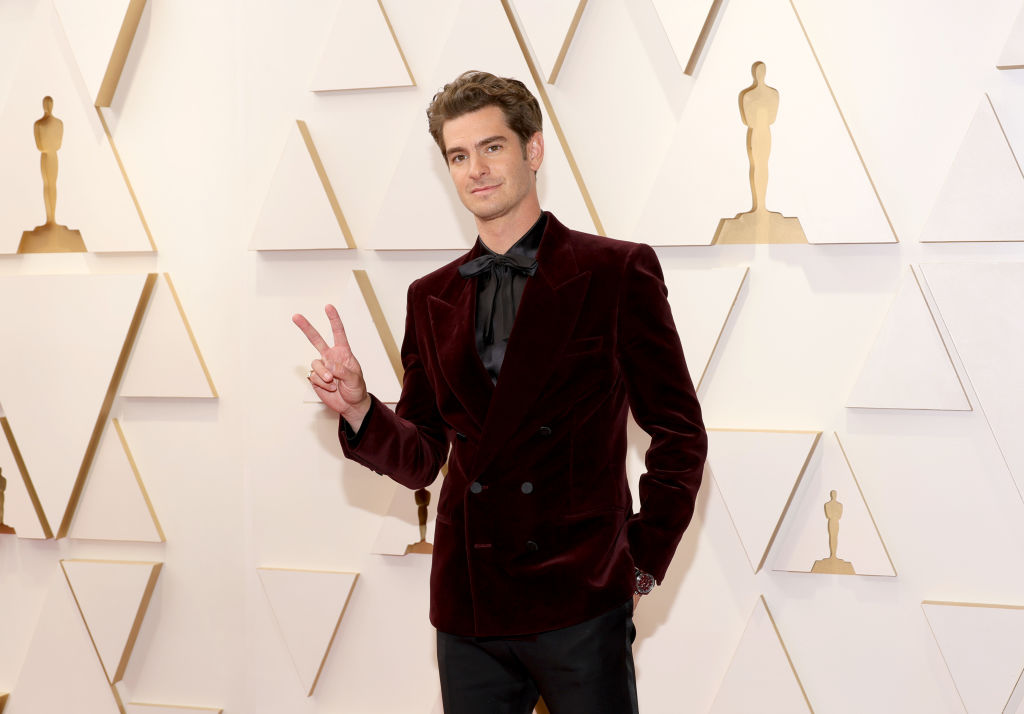 Andrew Garfield Feels 'Some Guilt' for Not Having Kids Before Turning 40