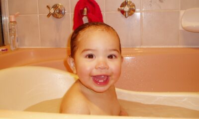 Angelcare Baby Bath Support Review: Ideals for Babies Less Than 6 Months Old