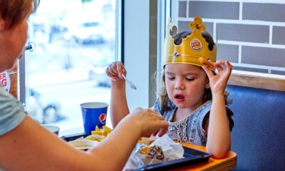 Parents Criticized for Staying in a Cafe Because Their Kid was 'Disturbing the Peace,' Advised to Leave