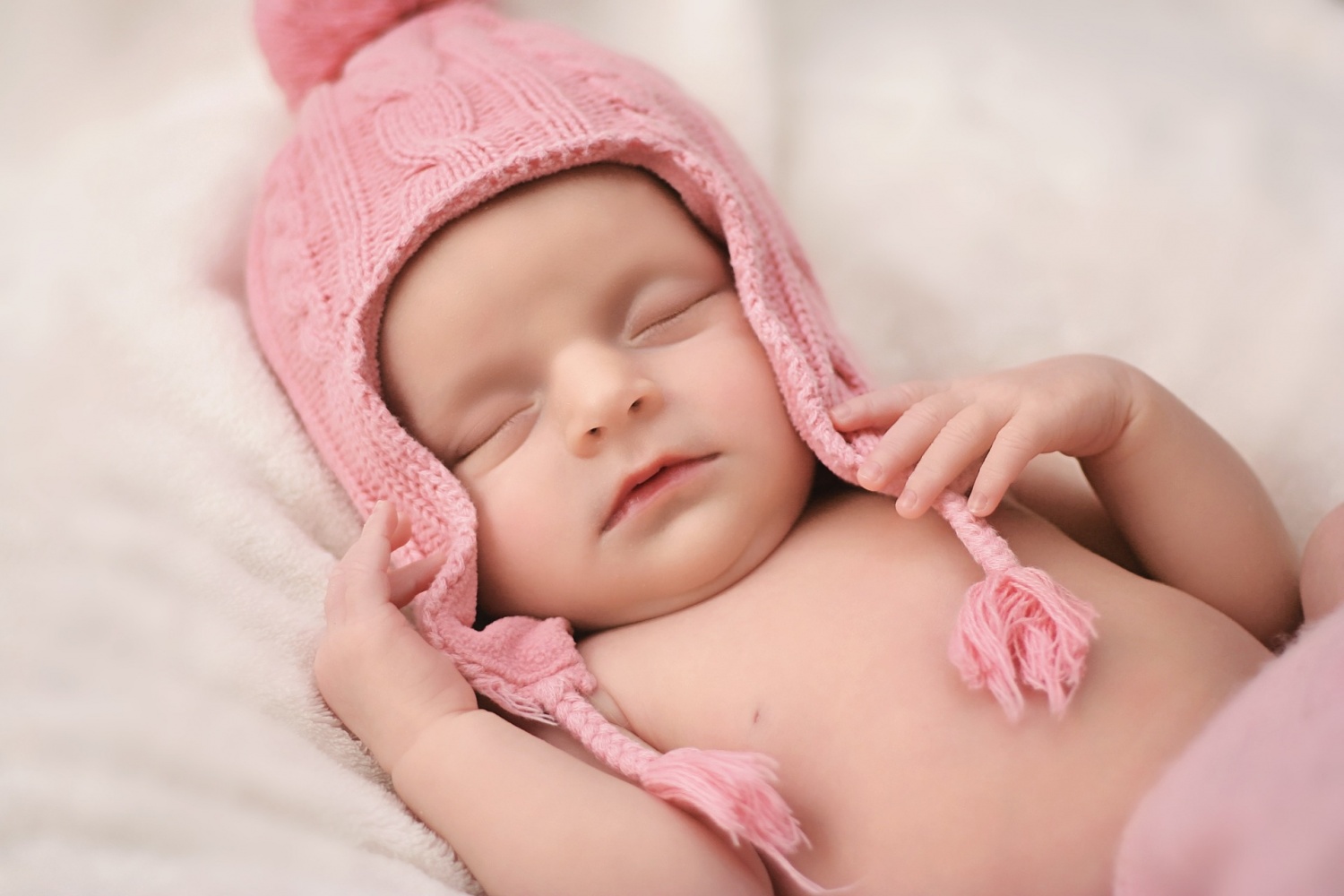 Why Newborns Who Sleep for Longer Stretches Should Be Awakened to Feed?