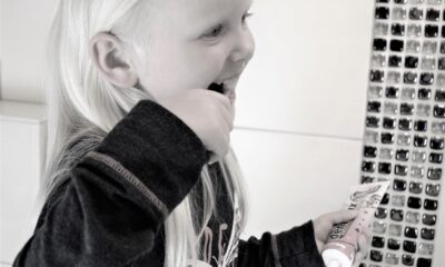 Would Kids Love Brushing Teeth With Tyiagle U-Shaped Electric Toothbrush