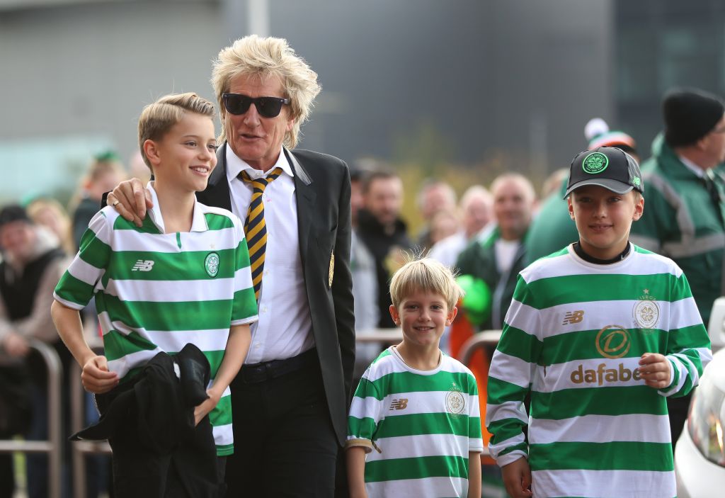 International Rockstar Rod Stewart's 11-Year-Old Son Rushed to Hospital Due To 'Panic Attack'