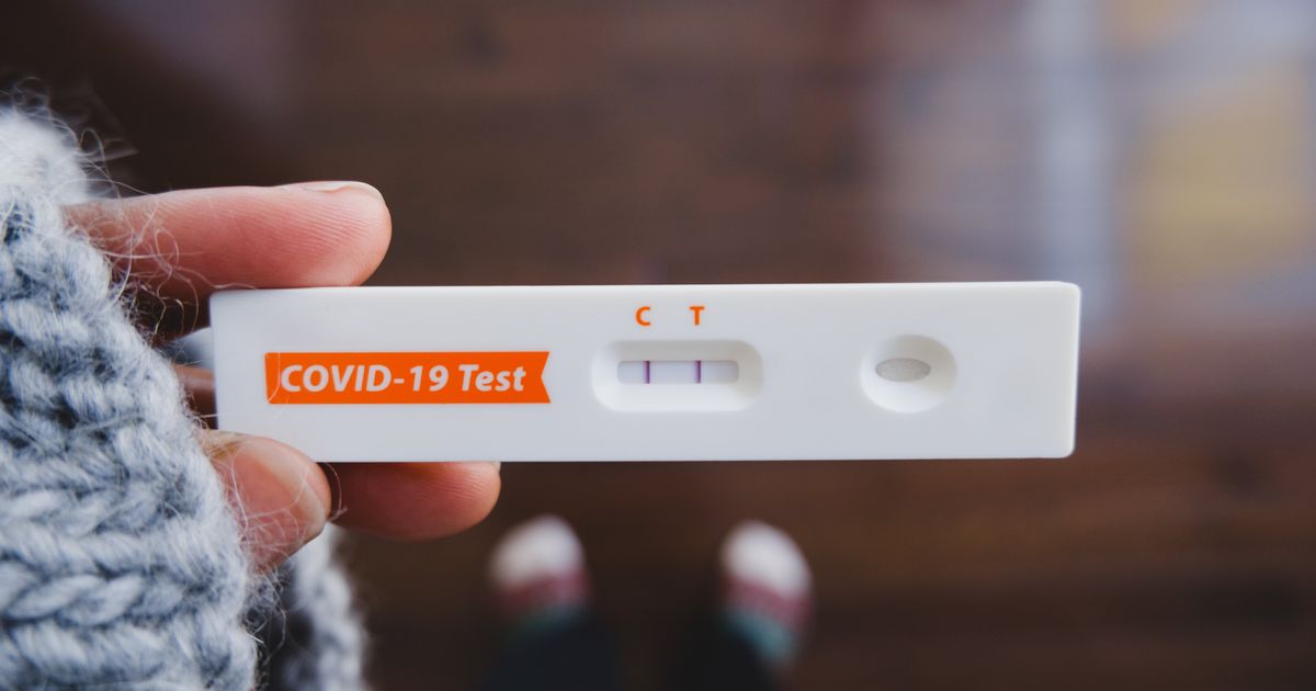 The Symptoms Of COVID Variant XBB That Doctors Are Seeing Right Now