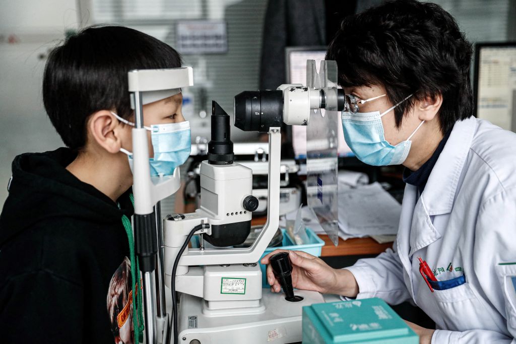 Myopia or Nearsightedness in Children Can Be Minimized by Using Eyedrops