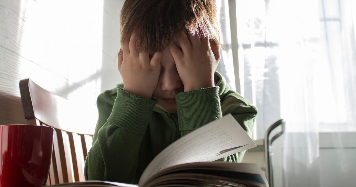 These Are Early Warning Signs That Your Child May Have Dyslexia