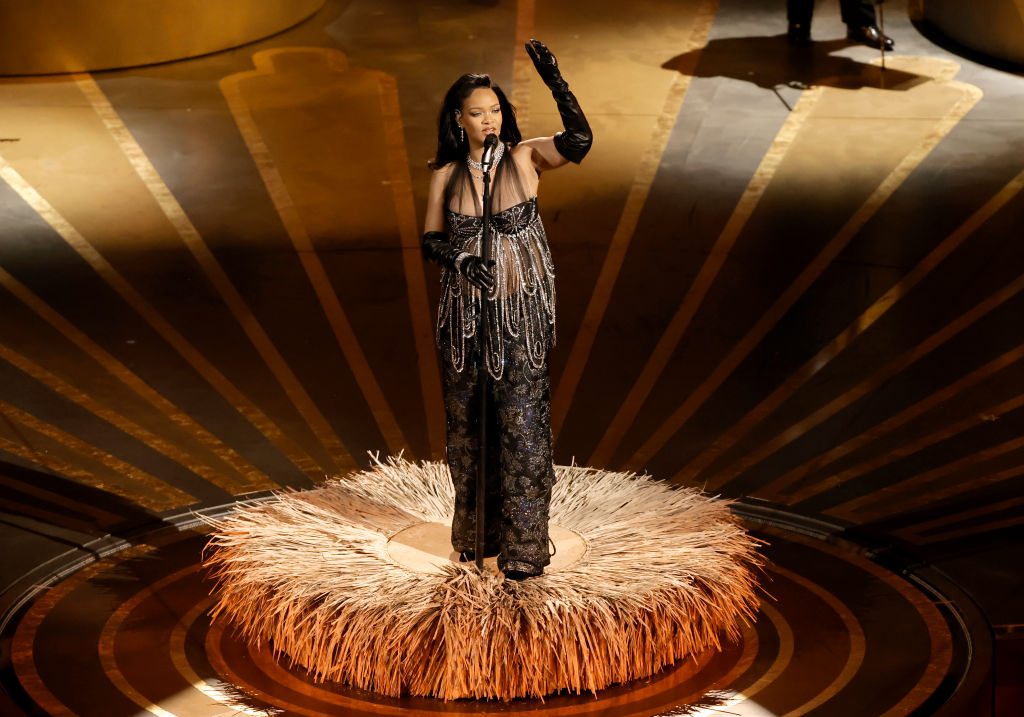 Pregnant Rihanna Shows Baby Bump in Live Performance at the Oscars 2023 on a Rare Night With A$AP Rock