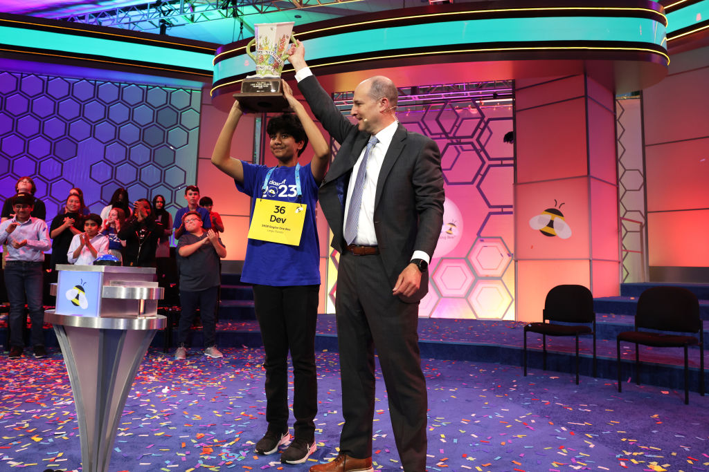 Florida Eighth Grader Dev Shah Wins Scripps National Spelling Bee with "Psammophile"