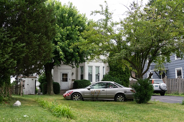 Tragic Father's Day Shooting in Chicago Claims 2 Lives and Leaves 3 Injured, Police Investigating