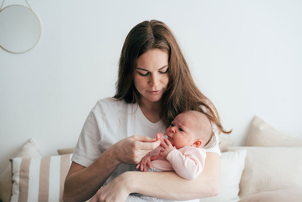 Should I Introduce a Pacifier to My Newborn? - Pregnancy & Newborn Magazine