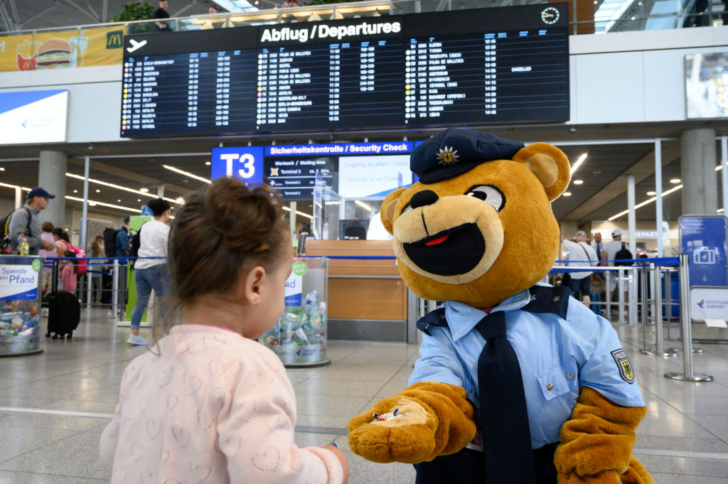 Traveling with Toddlers: 12 Tips for Stress-Free Trips