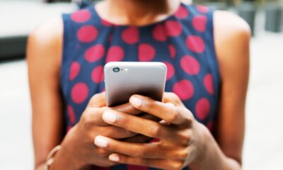 7 Sneaky Phone Habits That Could Be Signs Of Anxiety