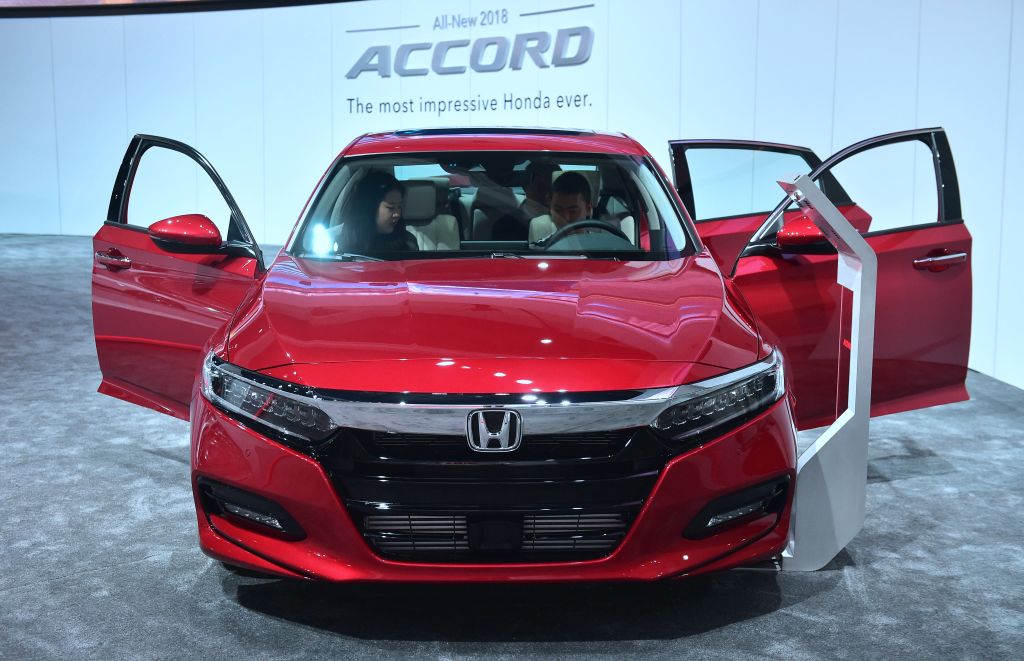 Critical Safety Alert: Honda Recalls 300,000+ Accord and HR-V Vehicles Over Faulty Seat Belts