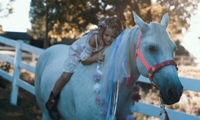 Utah Toddler Dubbed 'Tiny Horse Whisperer' Displays Exceptional Equestrian Bond at Age 2