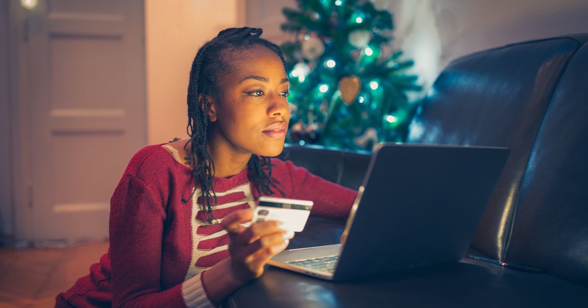 The 6 Biggest Holiday Scams That Get Millions Of People Every Year