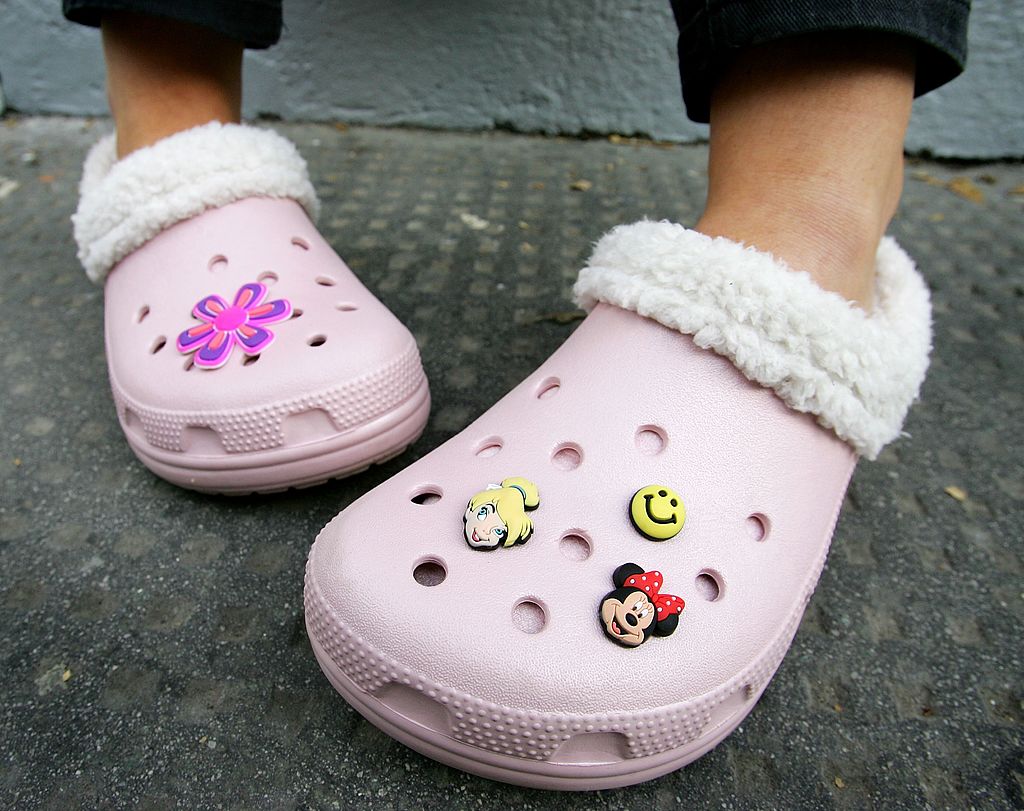 Top 5 Winter Crocs to Gift in 2023–Perfect Presents for Loved Ones!