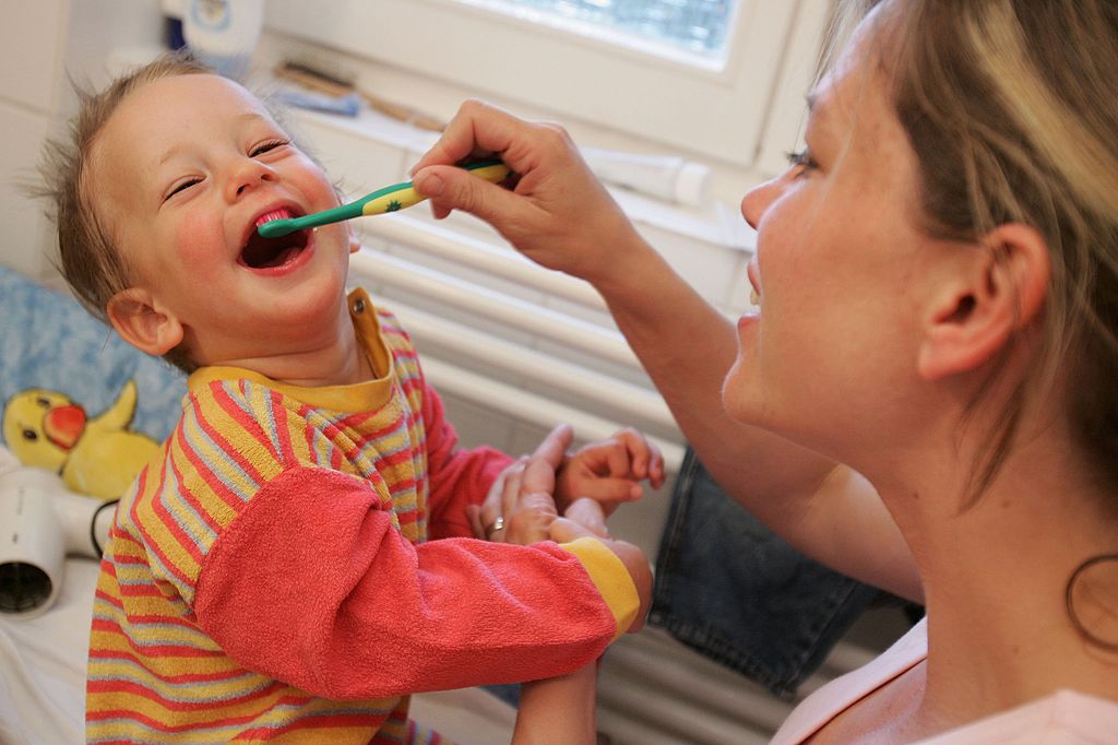 Can Mom Pass Tooth Decay to Babies? Exploring the Myth and Healthy Tips for Parents