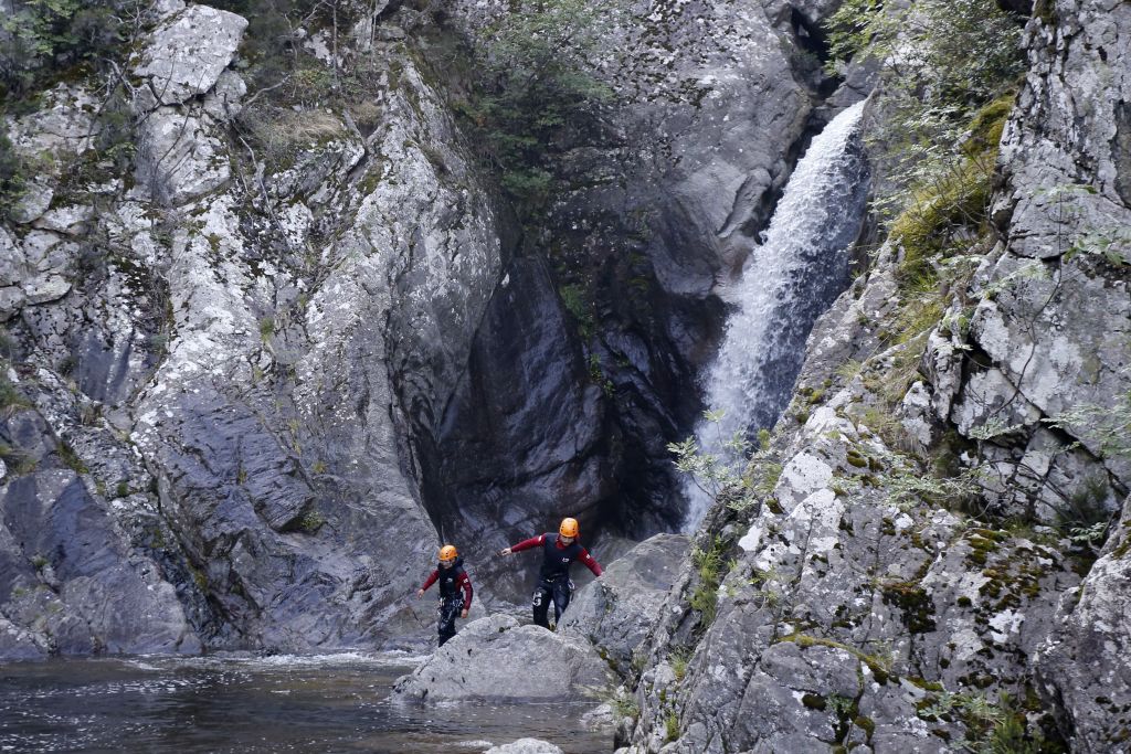 Body of Missing California Hiker Discovered at the Foot of Waterfall