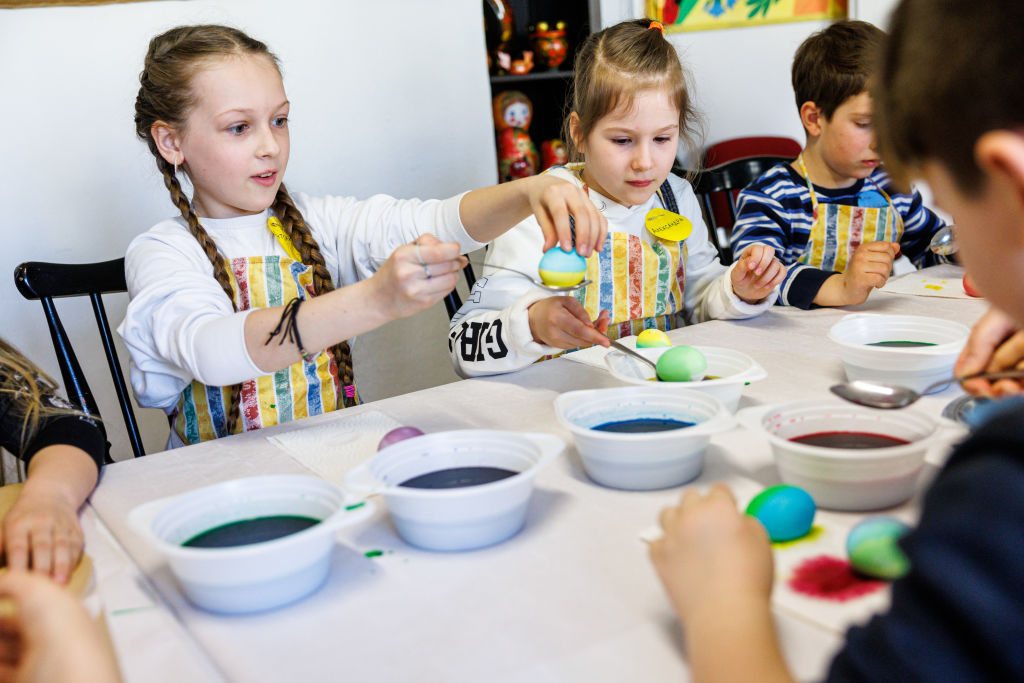 Easter Crafts for Kids: Have Fun with Bunnies, Eggs and More!