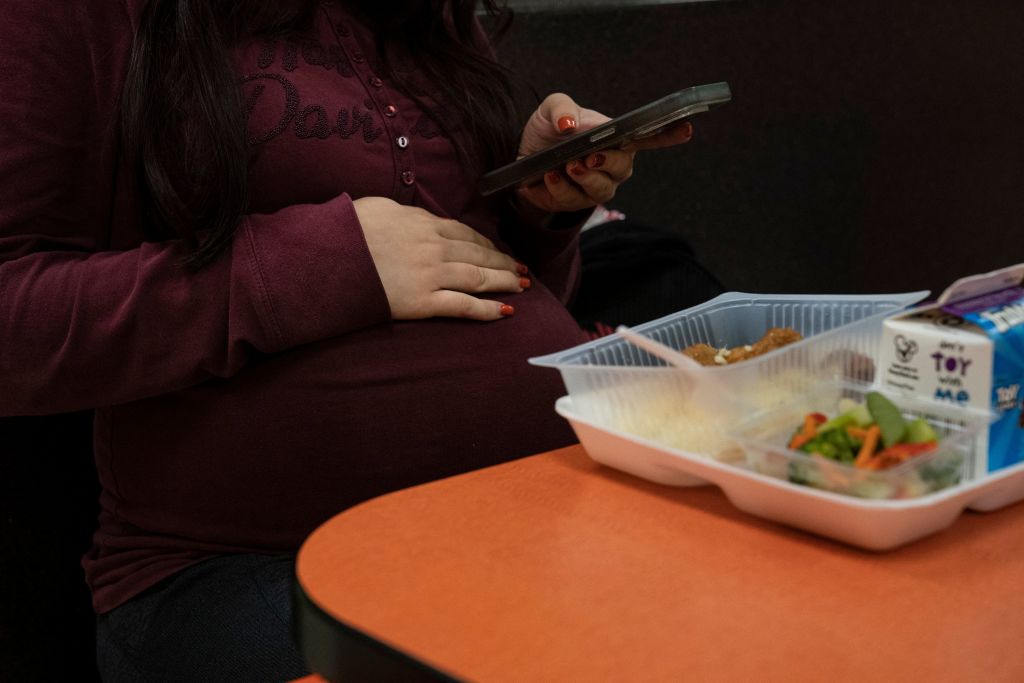 When Does Nausea Start in Pregnancy: Measures Be Taken to Alleviate Discomfort