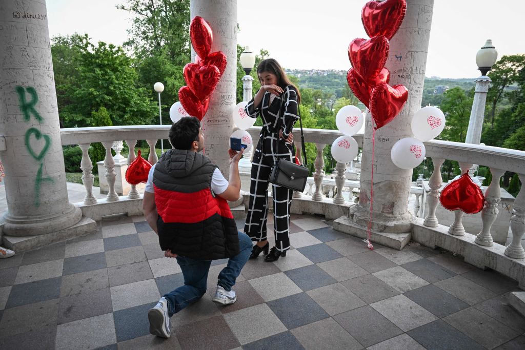 Woman Surprised With Marriage Proposal Right After Completing Chemotherapy Treatment