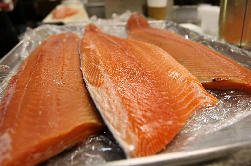 Foppen Seafood Recalls Smoked Salmon from Kroger and Pay Less Super Market Due to Listeria Risk