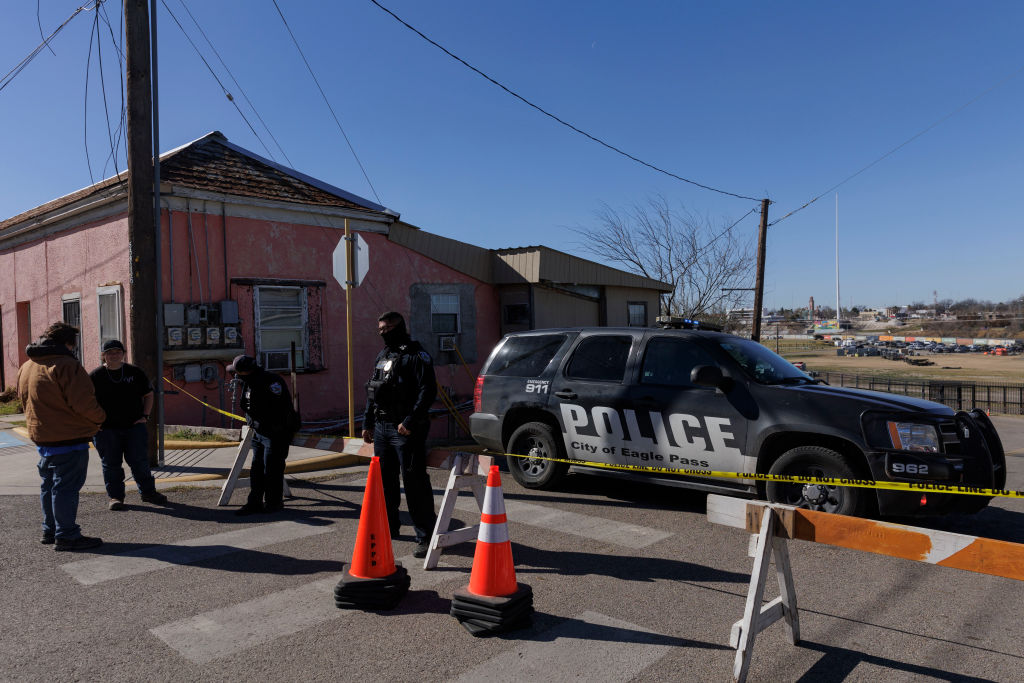 Texas Taekwondo Family Rescues Woman from Attack, Subdues Suspect